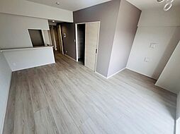 アルファコート谷在家 5階1LDKのリビング/ダイニング