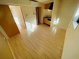 DIMORA北千住 5階1LDKのリビング/ダイニング