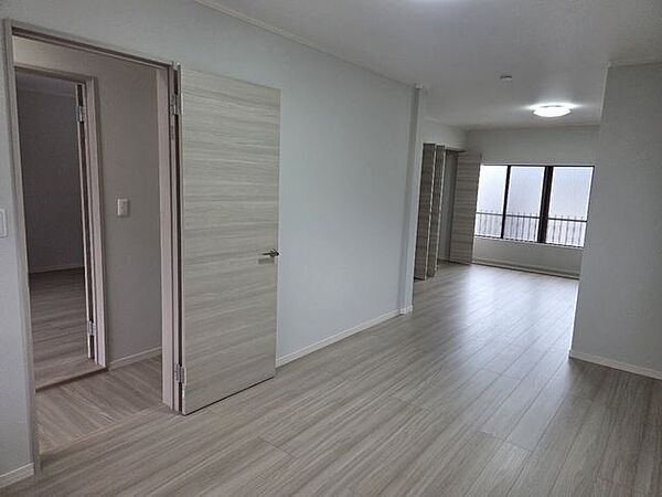 洋室を拡大表示