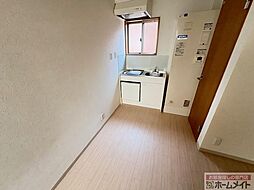 ハイツあやめ 2階ワンルームのリビング/ダイニング