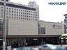 周辺：JR三ノ宮駅 800m。全列車が停止する（貨物は通過）神戸市の主要駅。JR・阪急・地下鉄・阪神・ポートライナーなどの乗り換えも便利。ミント神戸など商業施設、飲食店充実。