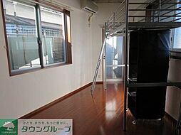 モデリスタ 101 1階ワンルームのリビング/ダイニング