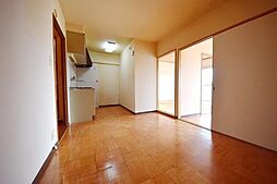 クレスト中島 105 1階3DKのリビング/ダイニング