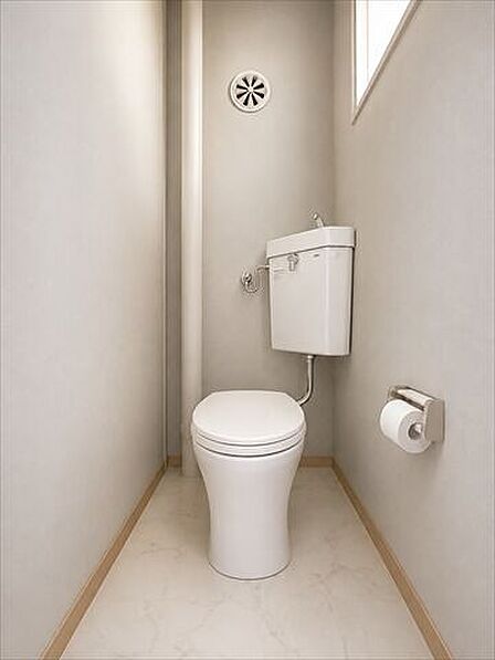 無駄のないシンプルなトイレは、お好みに合わせた空間づくりが楽しめます。