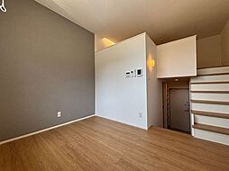 Ｔ-ＡＰ多良見ＩＣ 1階ワンルームのリビング/ダイニング