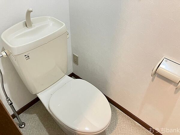 画像10:清潔感のあるトイレ。