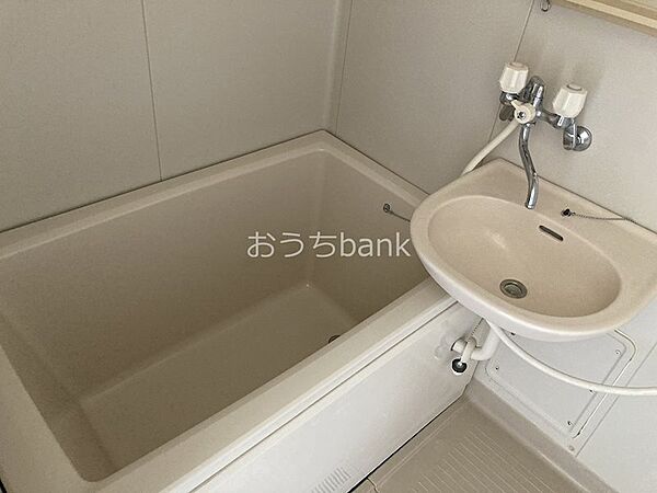 画像6:ゆったりできる浴室
