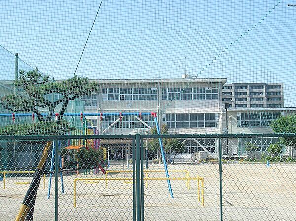 画像20:岐阜市立長良西小学校（2077m）