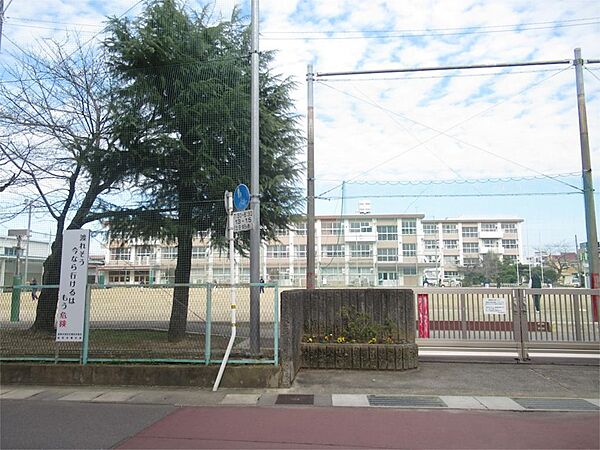 画像15:岐阜市立明郷小学校（1310m）