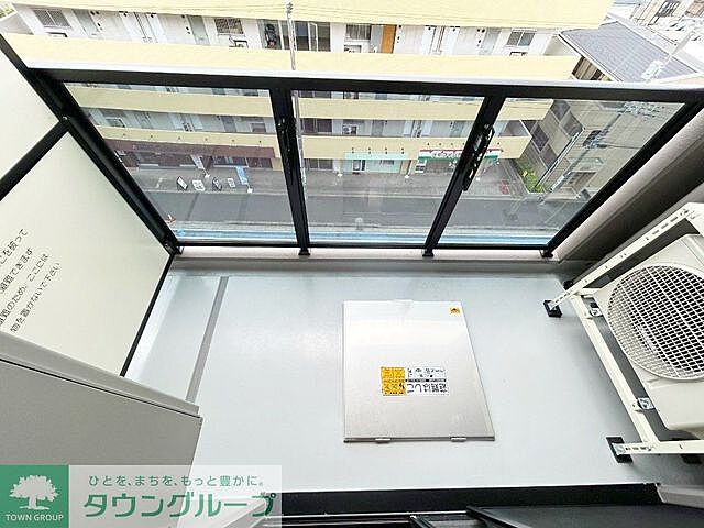 バルコニー