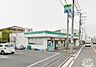 周辺：ファミリーマートサンズ戸塚深谷町店 徒歩7分。コンビニ 520m