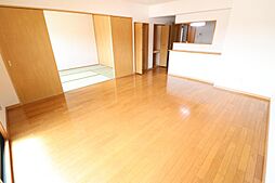 レピエスヌーヴ 203 2階2LDKのリビング/ダイニング