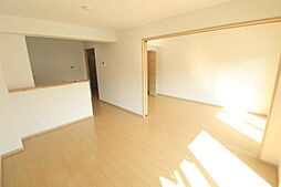 新築グレース　エム 305 3階1LDKのリビング/ダイニング