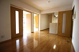 レピエスヌーヴ 105 1階3LDKのリビング/ダイニング