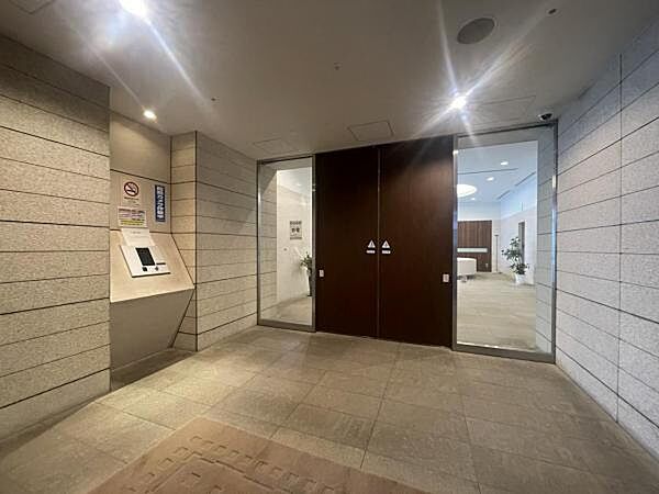 エントランスを拡大表示