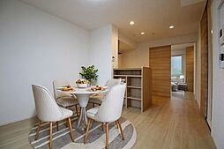 JR山陽本線 新井口駅 徒歩13分の賃貸アパート 1階1LDKのリビング/ダイニング