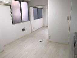 広島電鉄1系統 中電前駅 徒歩3分の賃貸マンション 2階ワンルームのリビング/ダイニング