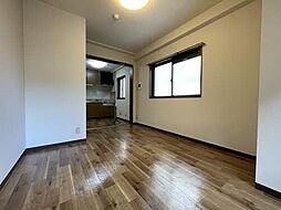 広島電鉄1系統 市役所前駅 徒歩3分の賃貸マンション 2階1Kのリビング/ダイニング