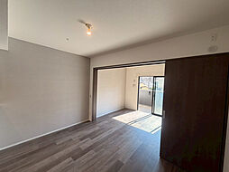 JR山陽本線 横川駅 徒歩8分の賃貸マンション 6階1LDKのリビング/ダイニング