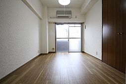 広島電鉄5系統 南区役所前駅 徒歩8分の賃貸マンション 3階ワンルームのリビング/ダイニング