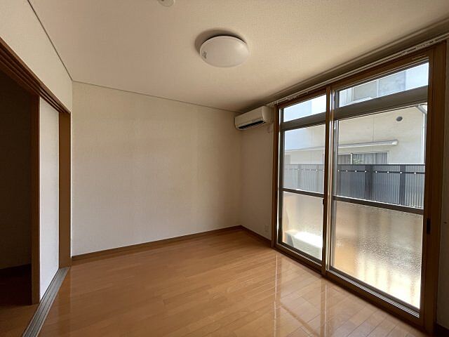 寝室