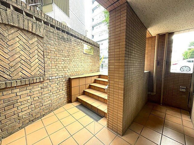 エントランス ホームズ東中野 5階/-