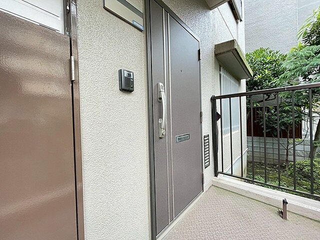 玄関 グリーンパーク王子 1階/-