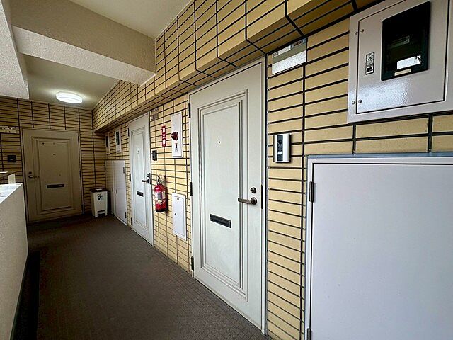 玄関 ウィンベルコーラス蓮沼 3階/-