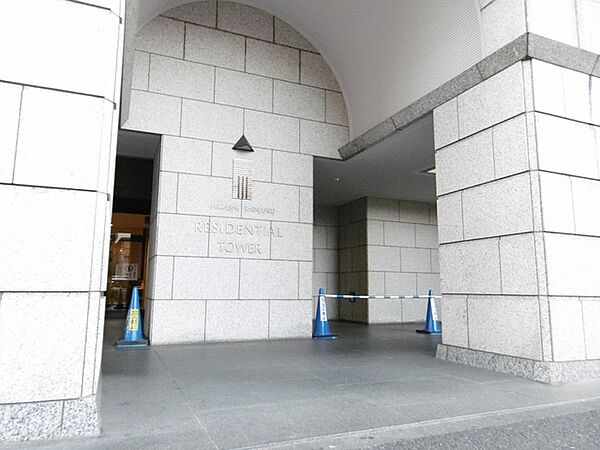 エントランスを拡大表示