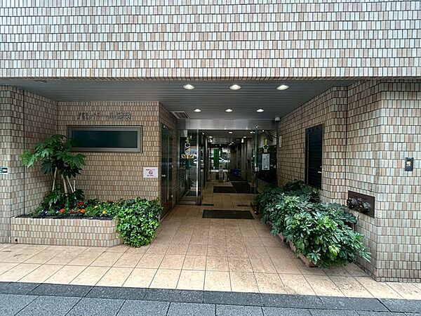 エントランスを拡大表示