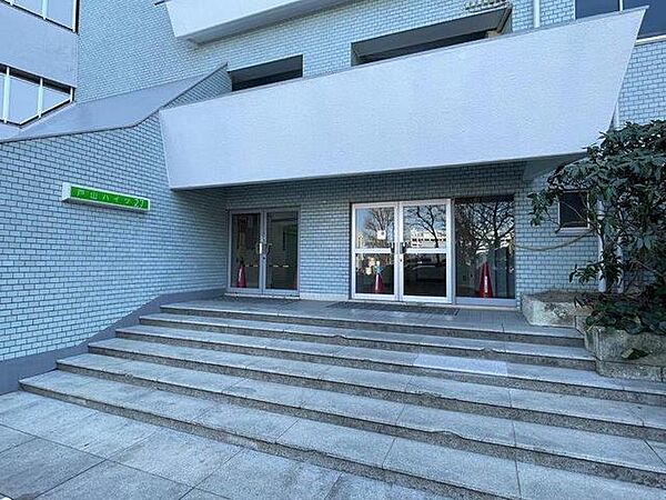 エントランスを拡大表示