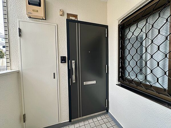 玄関を拡大表示