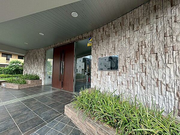 エントランスを拡大表示
