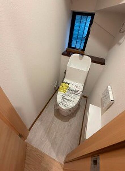 トイレを拡大表示