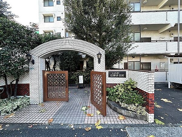 エントランスを拡大表示
