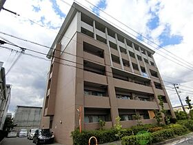 大阪府摂津市鳥飼本町2丁目（賃貸マンション3LDK・6階・66.31㎡） その1