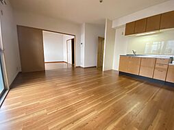 プラージュキシダ 202 2階3LDKのリビング/ダイニング