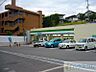 周辺：ファミリーマート 茨木南春日丘店 1215m