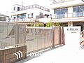 市場保育園　距...