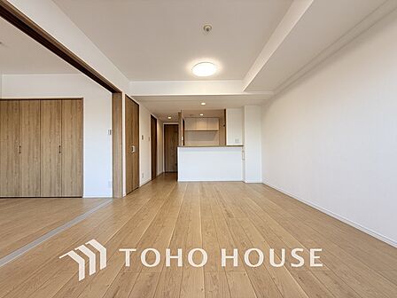 ゆったりとくつろげる上質なリビングダイニング