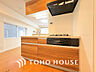 キッチン：シンプルな部屋の雰囲気に溶け合うナチュラルキッチン