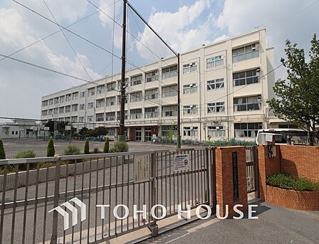 横浜市立上星川小学校 距離300m