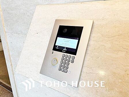 色合いも落ち着いた色を中心に構成され、重厚感のある雰囲気で居住者・来客者を迎えてくれます。