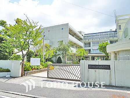 横浜市立荏田西小学校 距離1000m