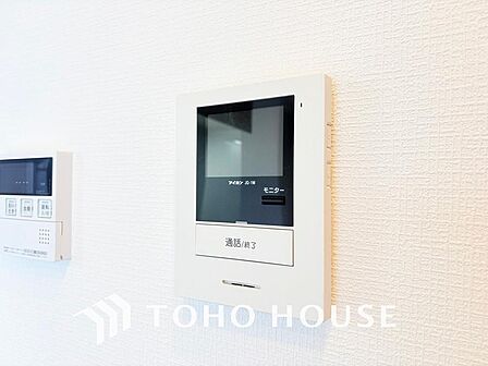 来客が一目でわかるモニター付きインターホン