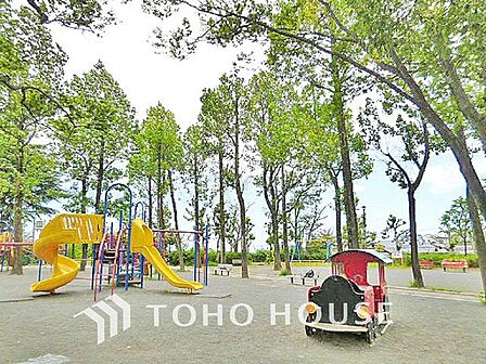 鷺沼公園まで約300m