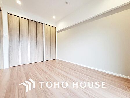 白を基調とした室内は、明るい住空間を造り出すだけでなく、清潔感をもたらしてくれます。