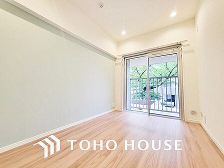 1日の疲れを癒し、心地よく寛げるようゆったりとした広さをしています