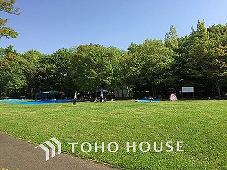 若葉台公園 距離700m