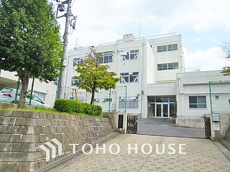 横浜市立みたけ台小学校 距離400m